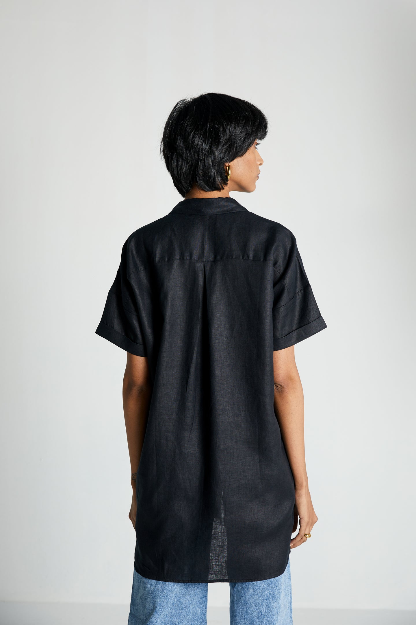 The Everyday Shirt in Black-2