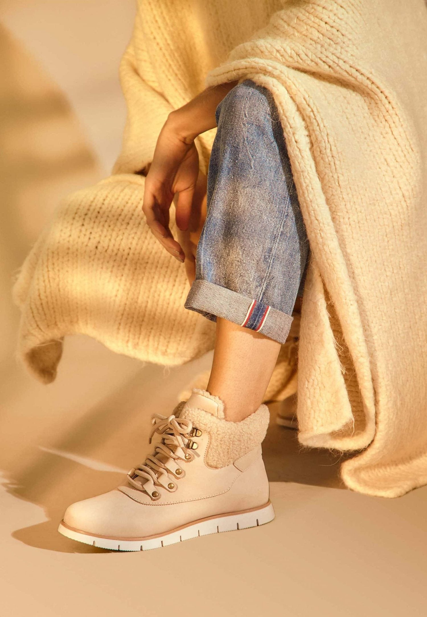 Women's Winter Boots Suede - With Shearing Details-3